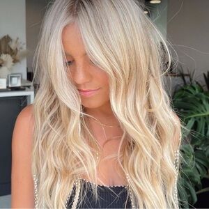 Meet your Posher, Olivia